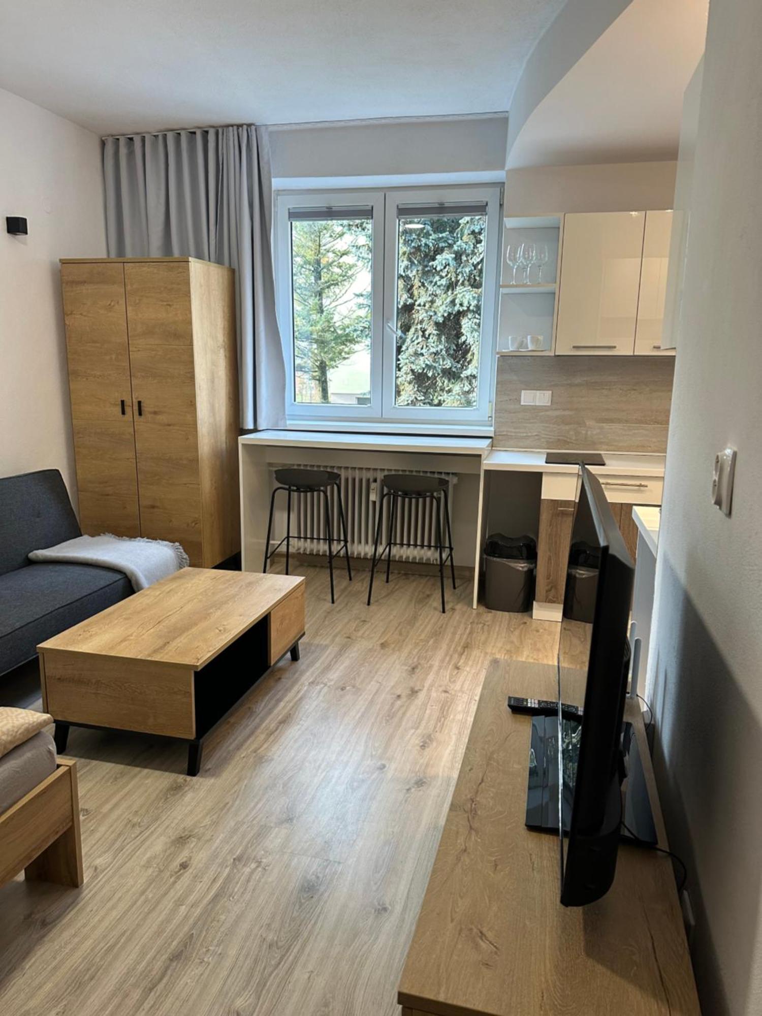 Apartman Bb-Centrum2 Банска-Бистрица Экстерьер фото