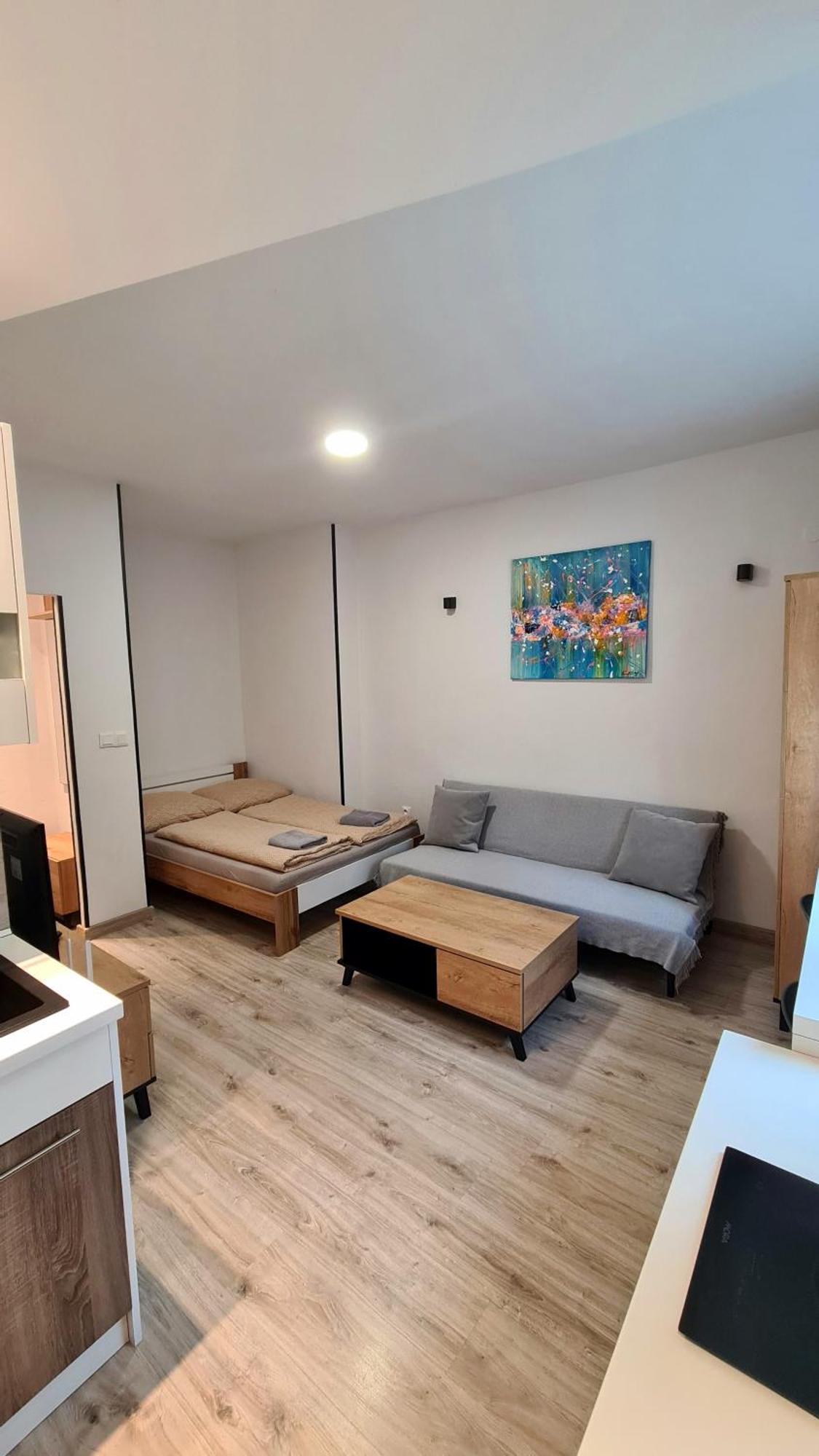 Apartman Bb-Centrum2 Банска-Бистрица Экстерьер фото